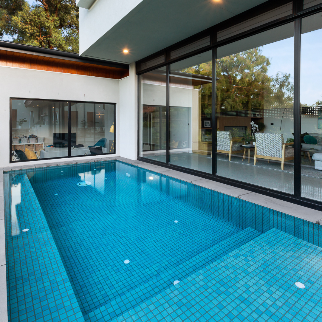 Luxury home swimming pool in Malvern, Melbourne