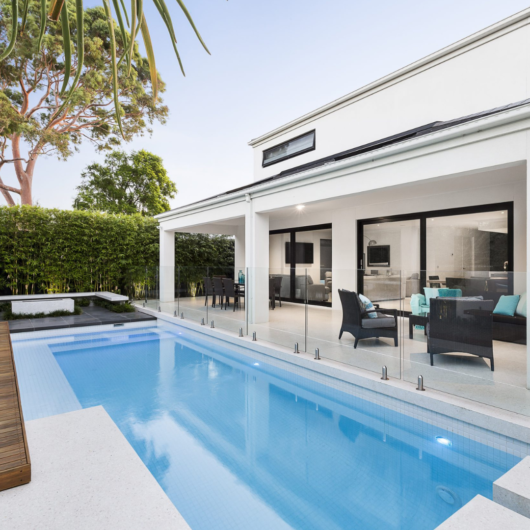 Luxury swimming pool constructed at home in Hampton, Bayside Melbourne
